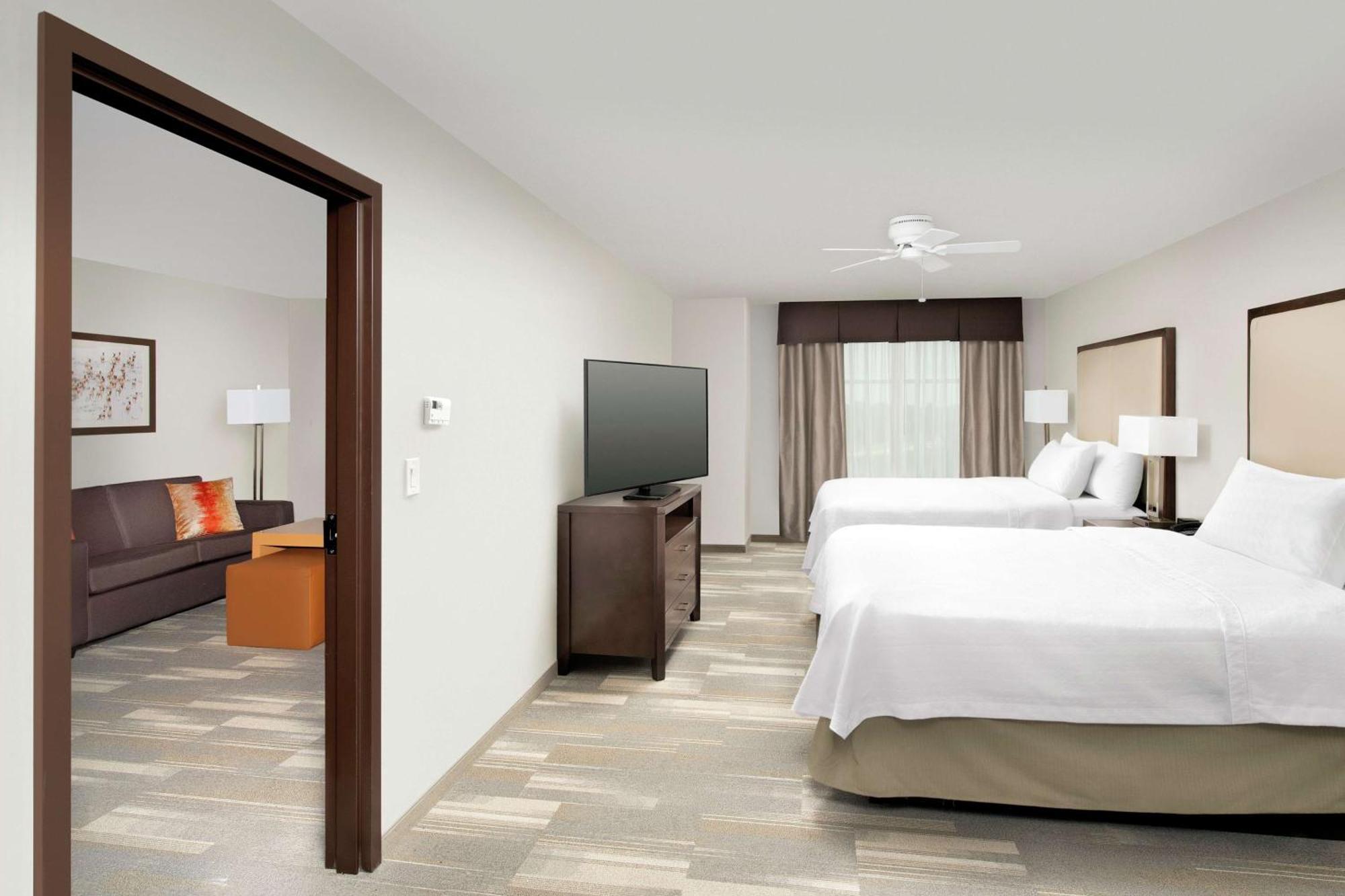 Homewood Suites By Hilton Kansas City Speedway Extérieur photo